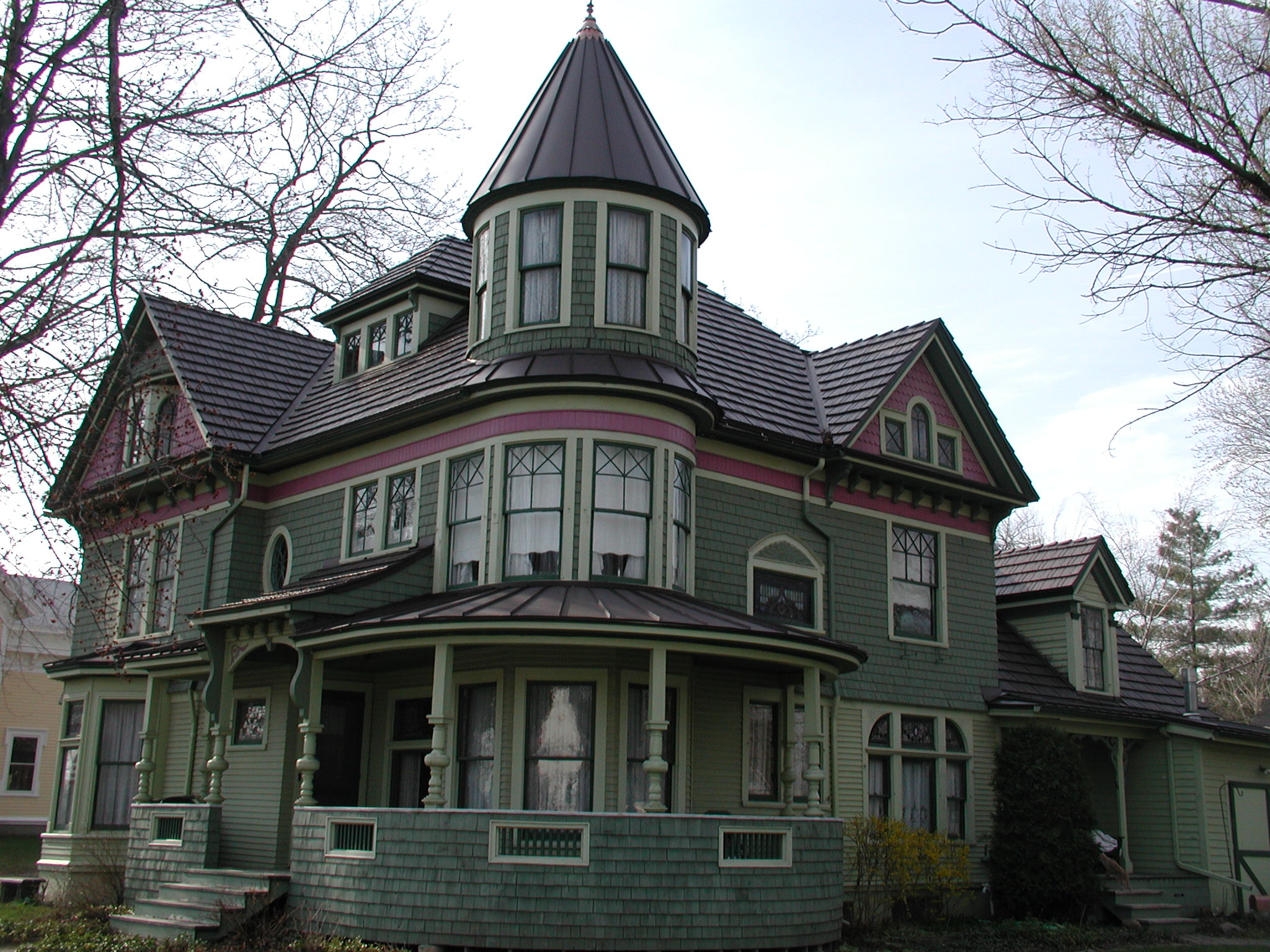 Clipless Standing Seam Metal Roof in North Carolina